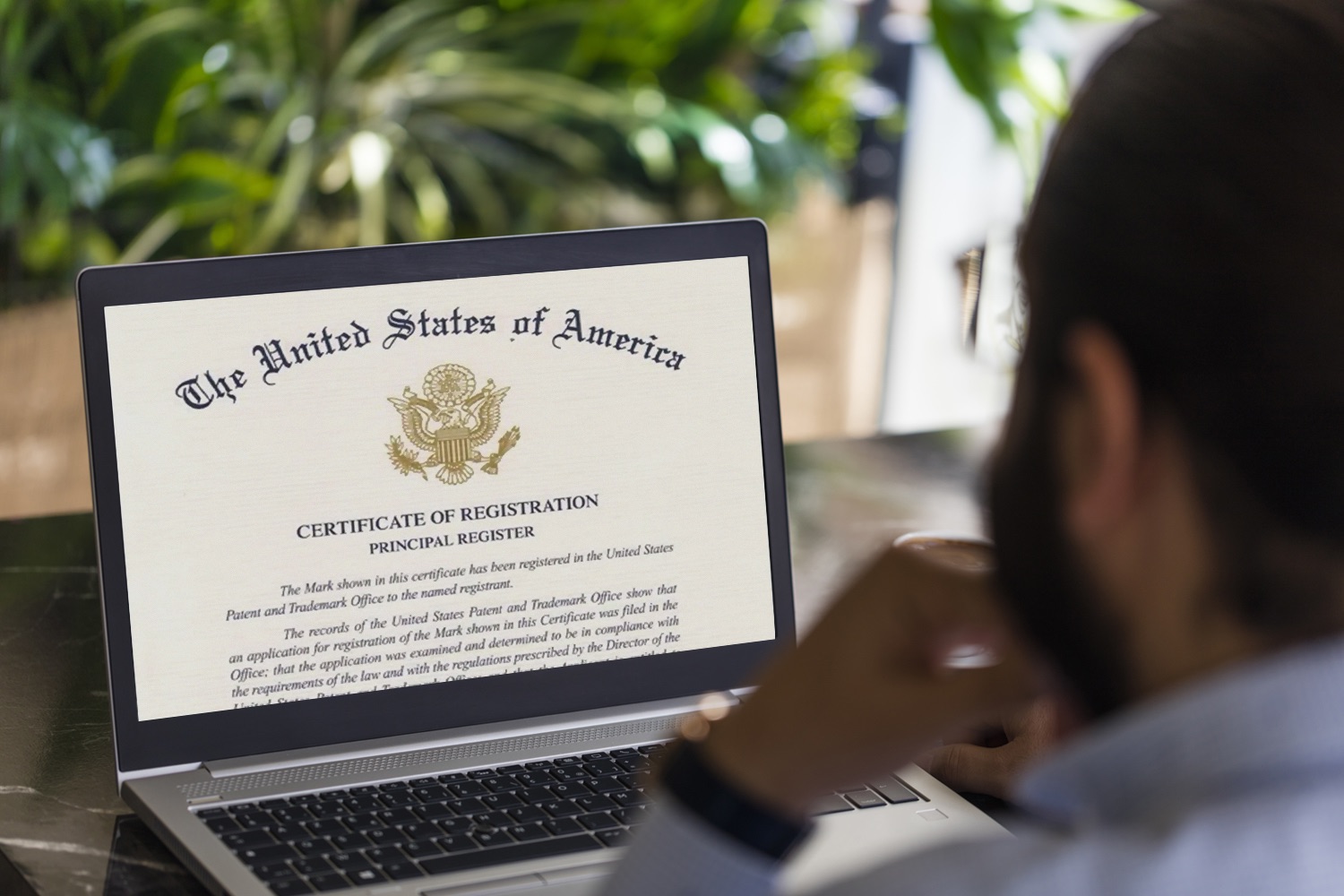 美国专利商标局正在加快向电子注册证书的过渡。
