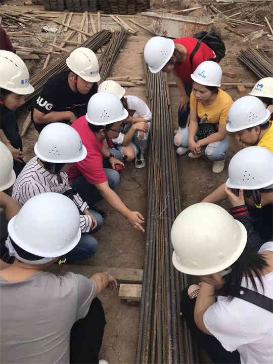 怎么在重庆学习建筑施工员的专业实训技能？